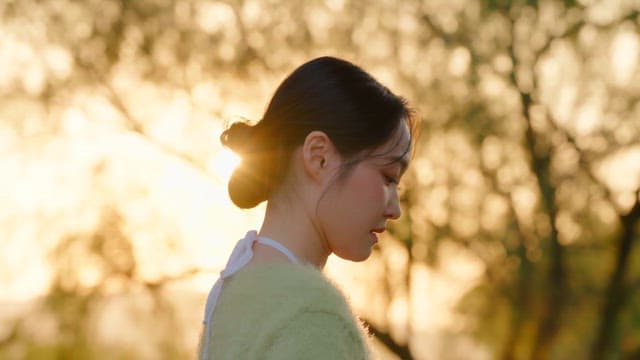 Woman arguing in the park