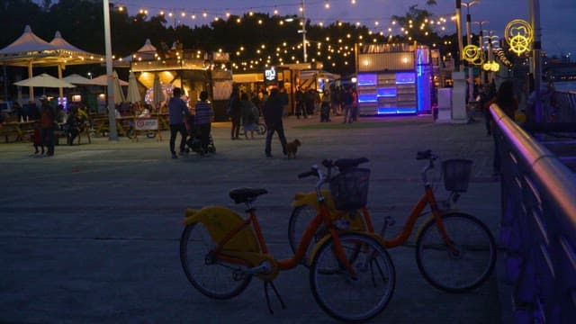 Evening at a lively urban outdoor market