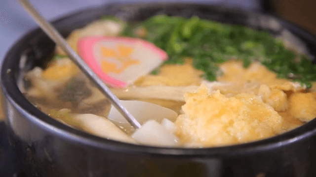 Konjac in steaming hot udon