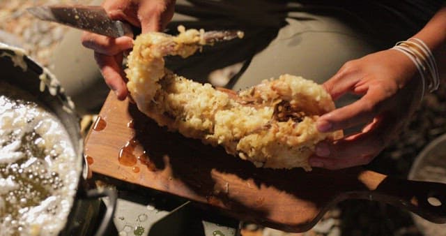 Cutting crispy fries