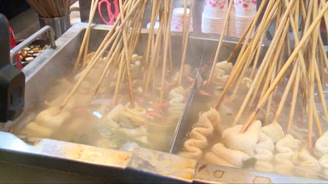 Steaming skewered fish cakes