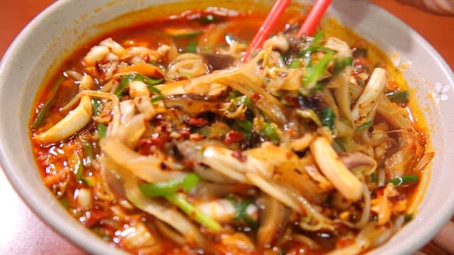 Spicy Jjamppong Noodle Close-up