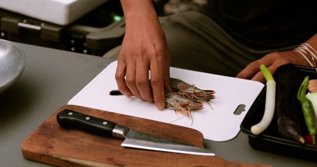 Preparing Shrimp for Cooking