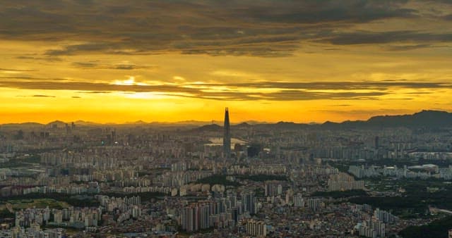 Panoramic view and sky of Seoul, the metropolitan city from evening to night