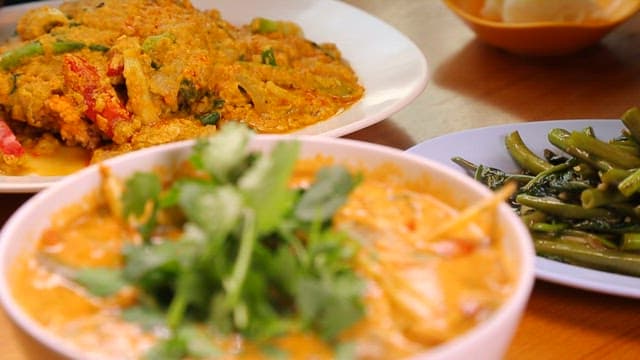 Appetizing Tom Yum Goong with Coriander