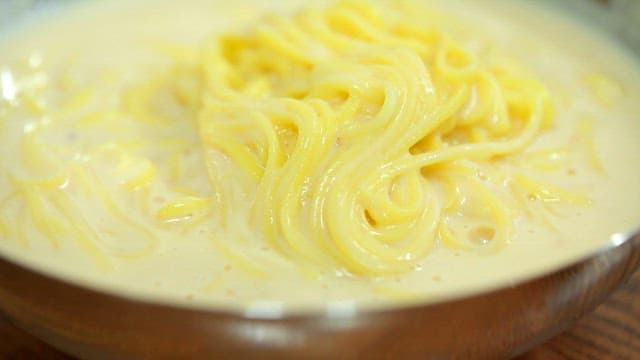 Soybean noodles in creamy soybean soup