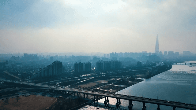 View of Seoul under a Sky with Strong Sunlight