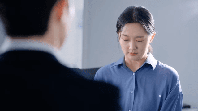 Woman scolded by her boss