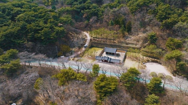 Traditional Korean building, Suwon Hwaseong Seongsinsa Temple surrounded by forest