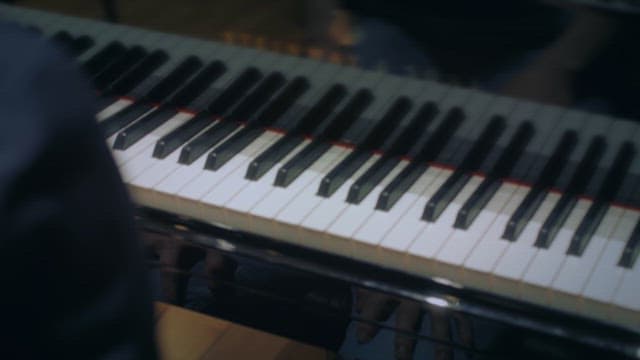 Pianist Accidentally Drops Sheet Music