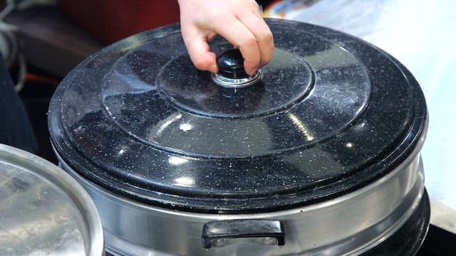 Steamed Korean blood sausage and liver