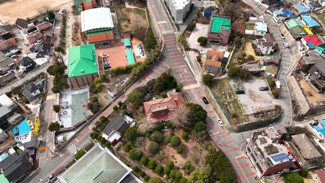 Aerial view of a suburban neighborhood