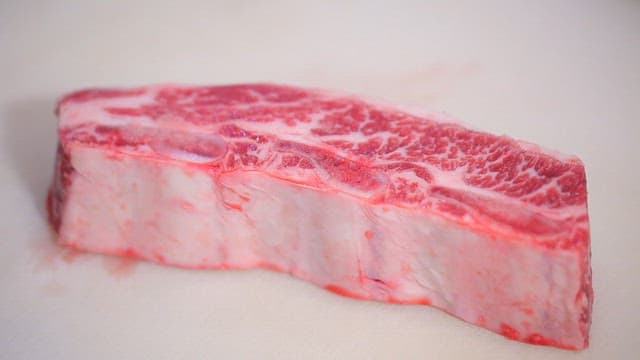 Precision Cutting of Quality Meat