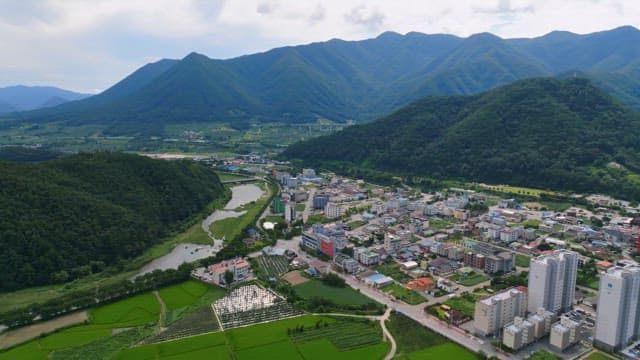 Scenic village nestled in the mountains