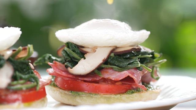 Pouring Yellow Sauce on korean thistle Sandwich for Brunch