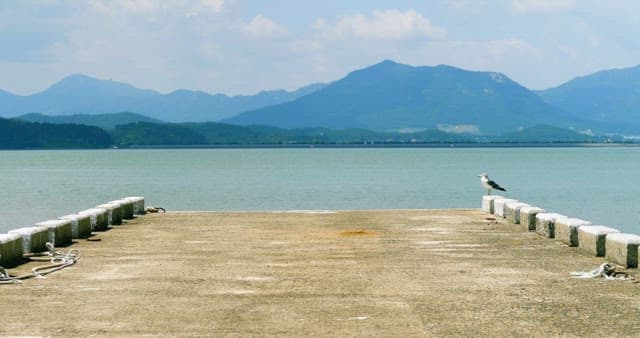 Mountain and Sea Views from the Dock