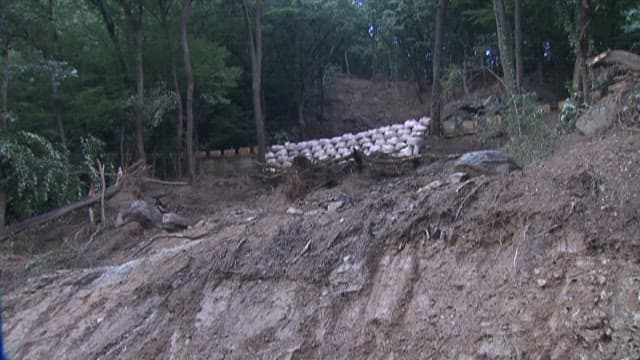 Dirty Roaddue to Soil Collapsed by Landslide