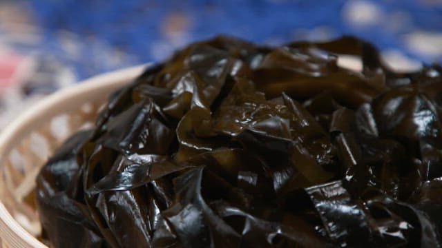 Fresh seaweed in a basket