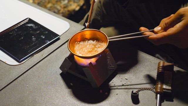 Making Dalgona by Melting Sugar