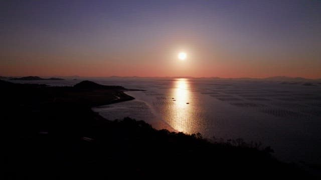 Serene Sunset Over Sea