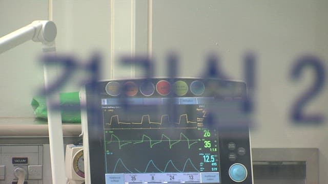 Medical monitoring equipment through isolation room window