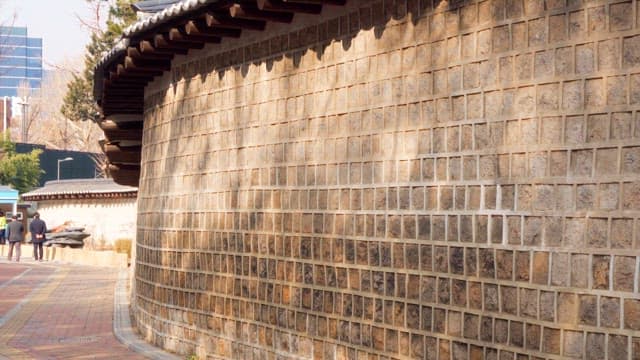 Traditional Korean wall in a city setting