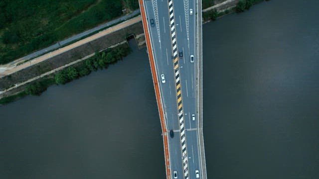 Highways and overpasses with many cars passing by