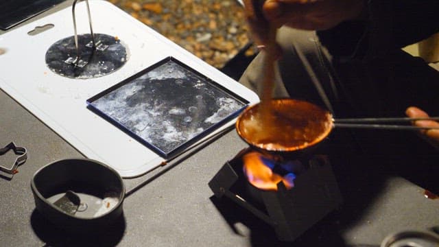 Make Dalgona by Melting Sugar