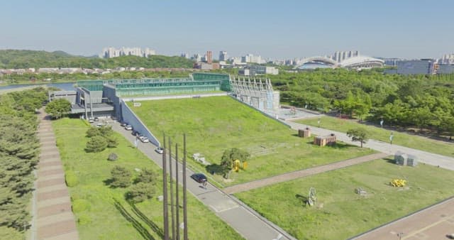 Modern building surrounded by greenery