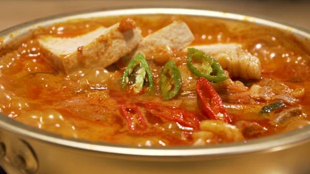 Take a Spoonful of Boiling Kimchi Stew