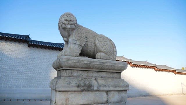 Gwanghwamun Gate Guarded by Haitai Statue