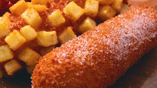 Crispy Hot Dog with Seasoning and Sauce