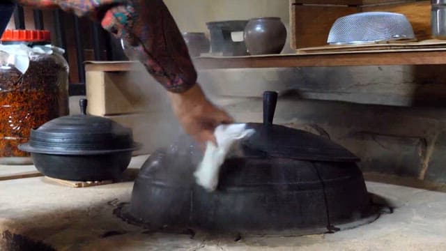 Traditional Korean pot steaming