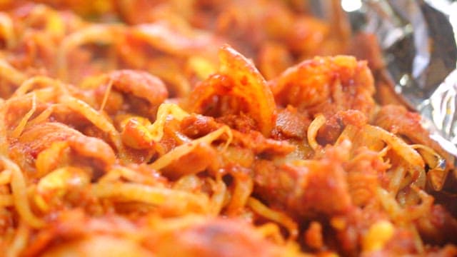 Spicy pork bulgogi with bean sprouts