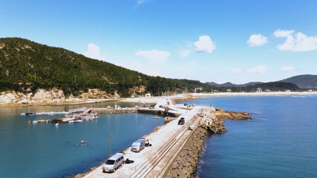 Scenic coastal pier with clear skies