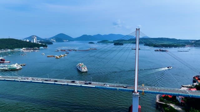 Excellent Connectivity of Coastal Cities